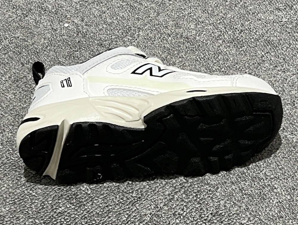 신발 상품 이미지-S14L5